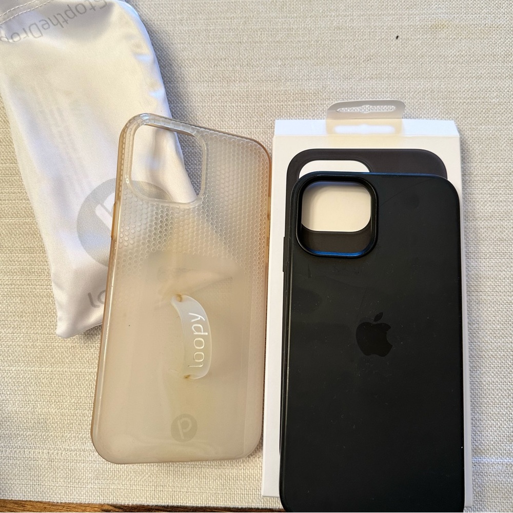 iPhone 12 Pro Max cases (Apple & Loopy)